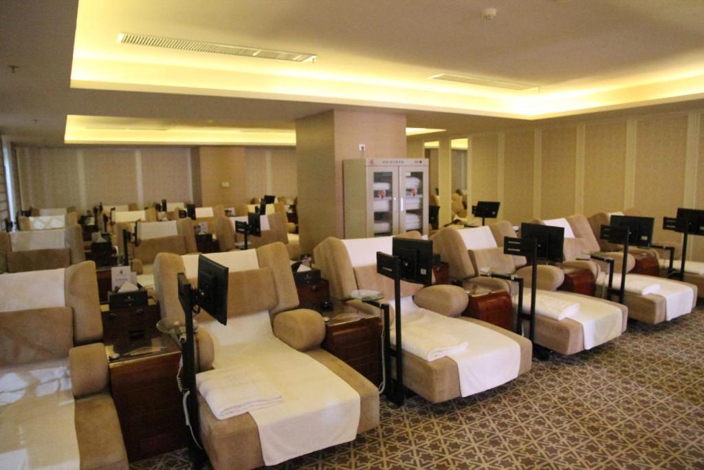 Water Way Hotel Guangzhou Exterior foto